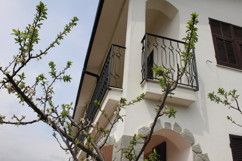 Ferienwohnung House In Caramagna Imperia Zimmer foto