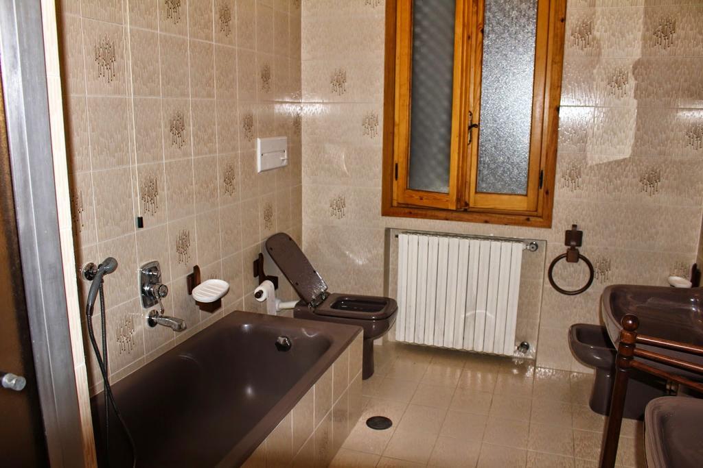 Ferienwohnung House In Caramagna Imperia Zimmer foto